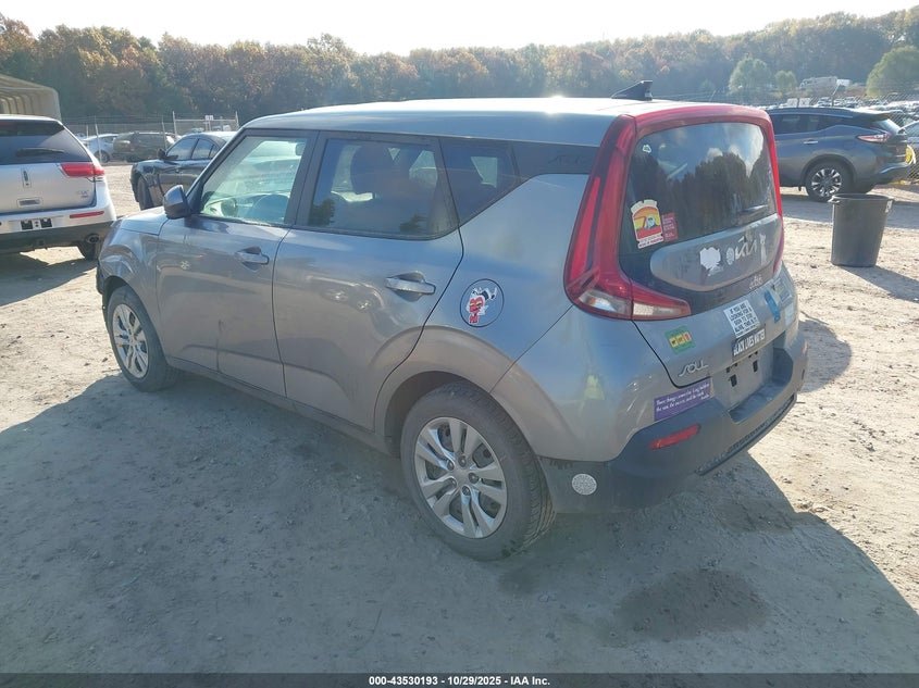 2022 Kia Soul Lx 10