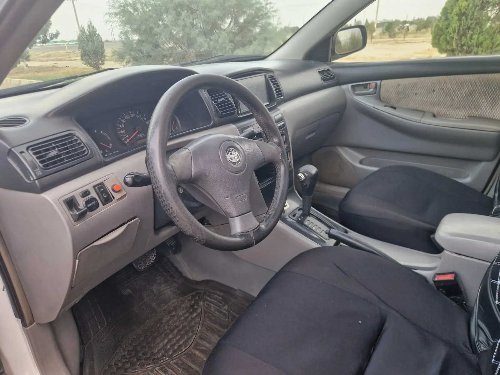 2001 TOYOTA Carolla 4