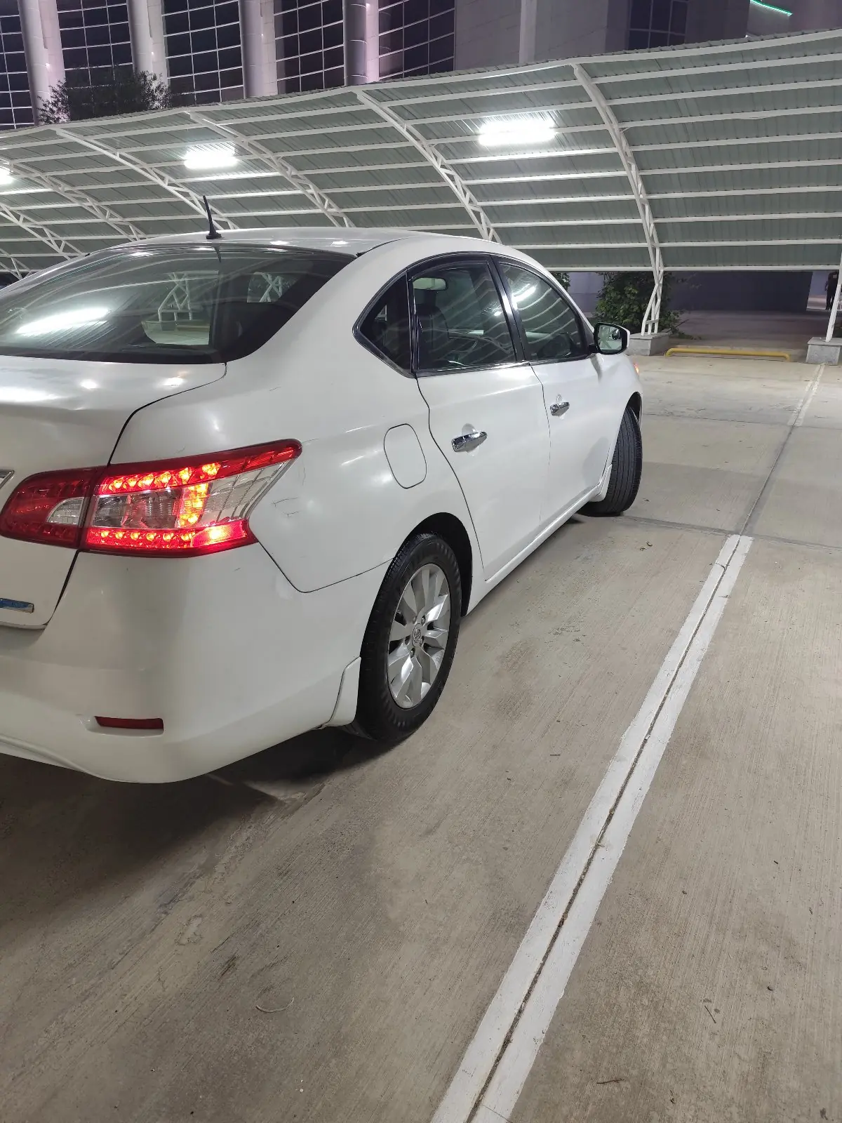 2013 NISSAN Sentra 4