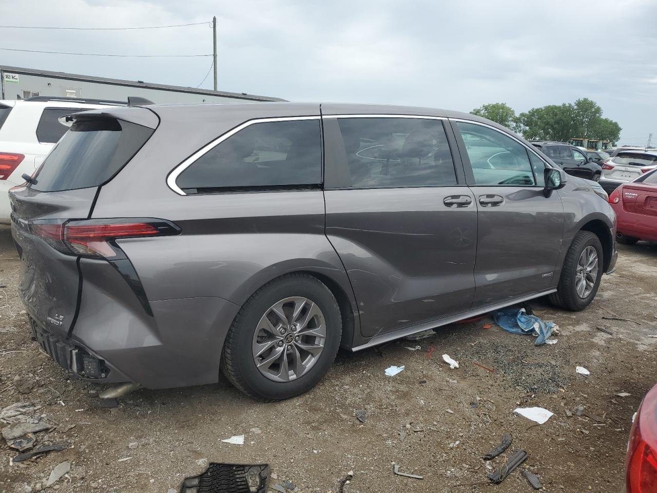 2021 Toyota Sienna Le 3