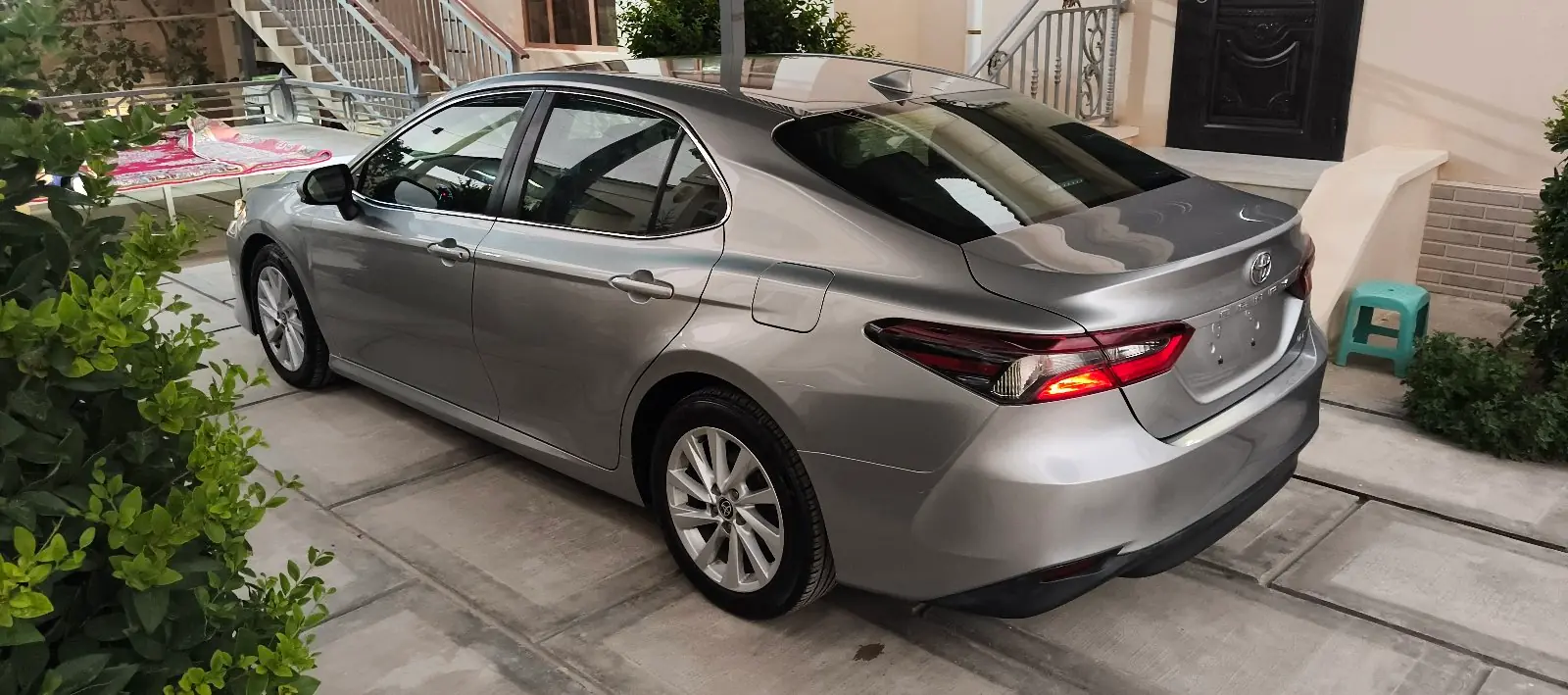 2022 Toyota Camry Le 2