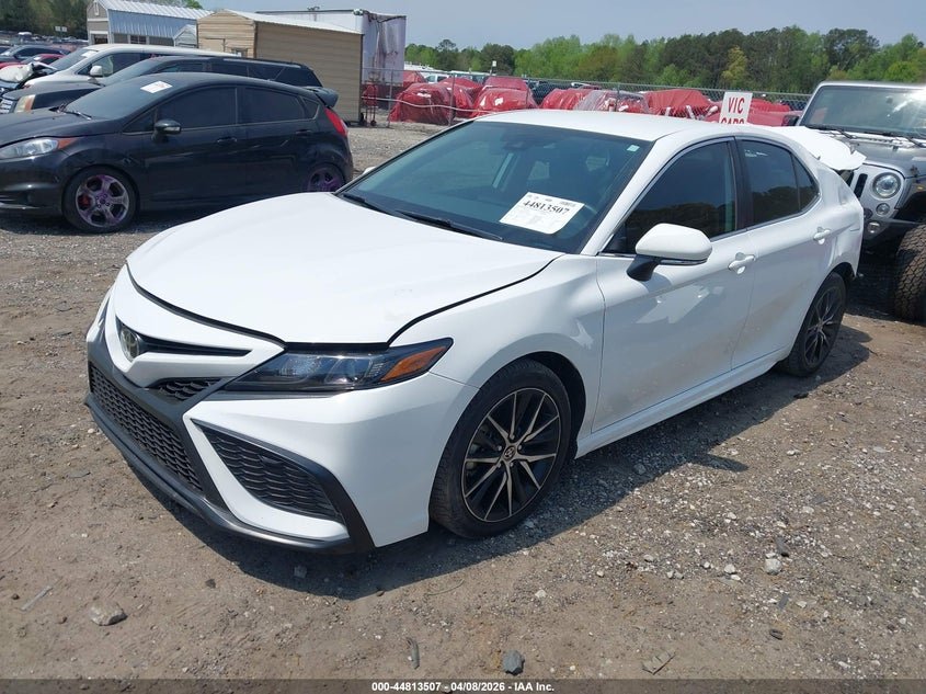 2024 Toyota Camry Se 4
