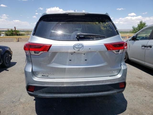 2018 Toyota Highlander Le/le Plus 10