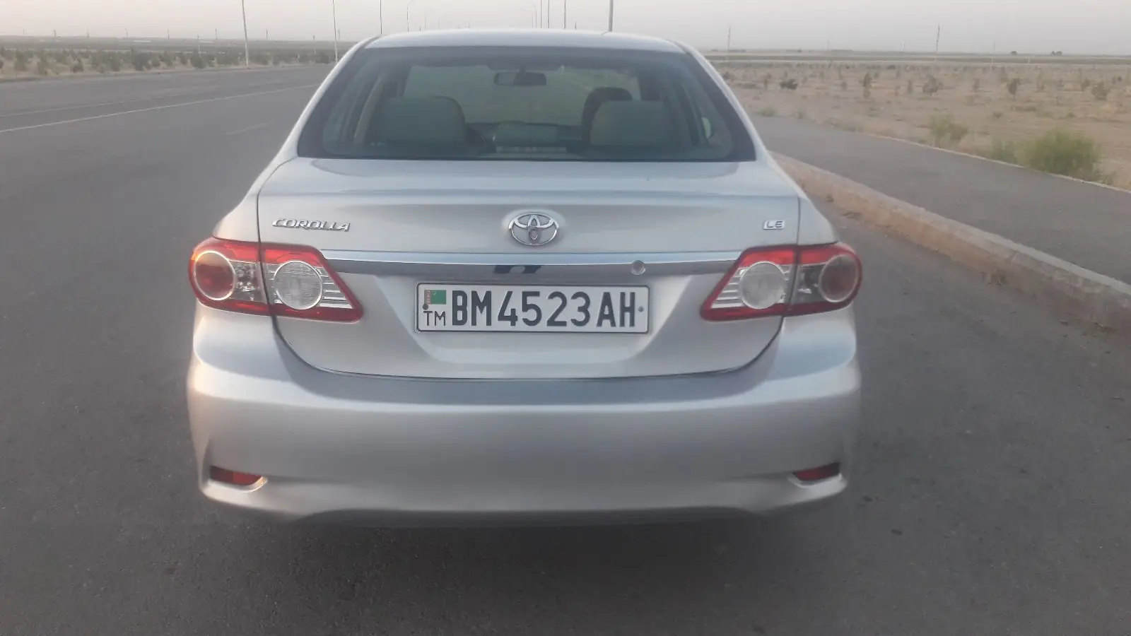 2011 TOYOTA Corolla 4