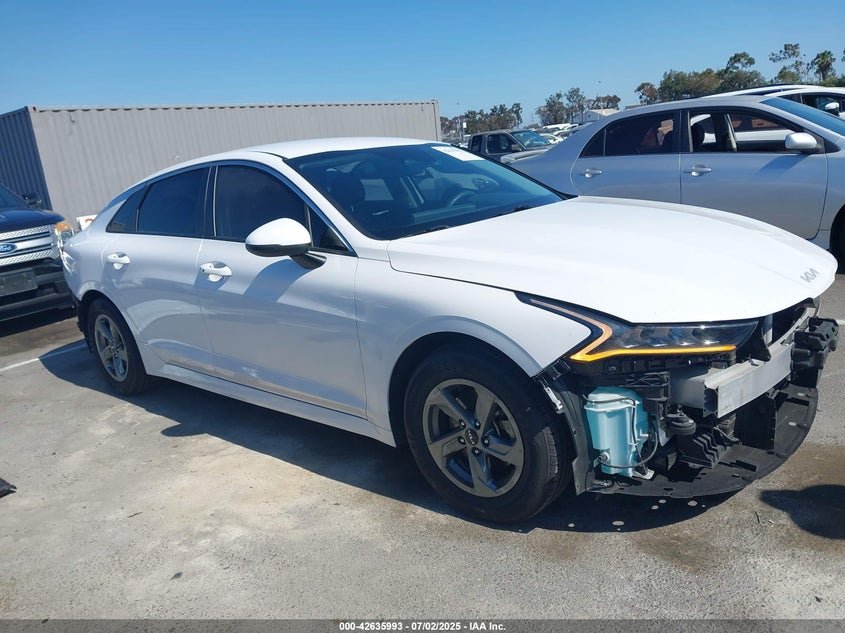 2022 Kia K5 Lxs 15