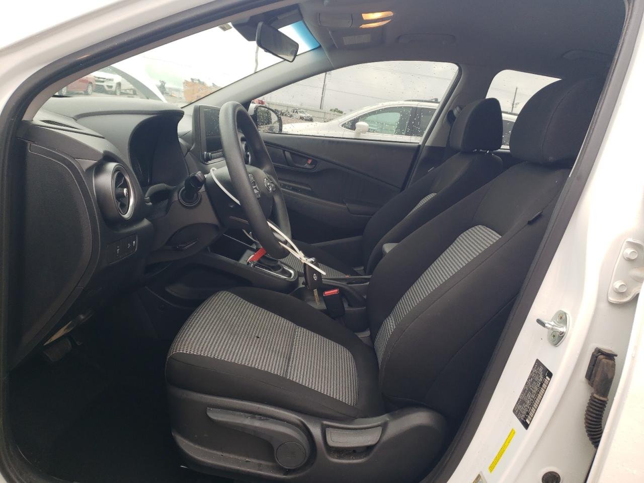 2022 Hyundai Kona Sel 11