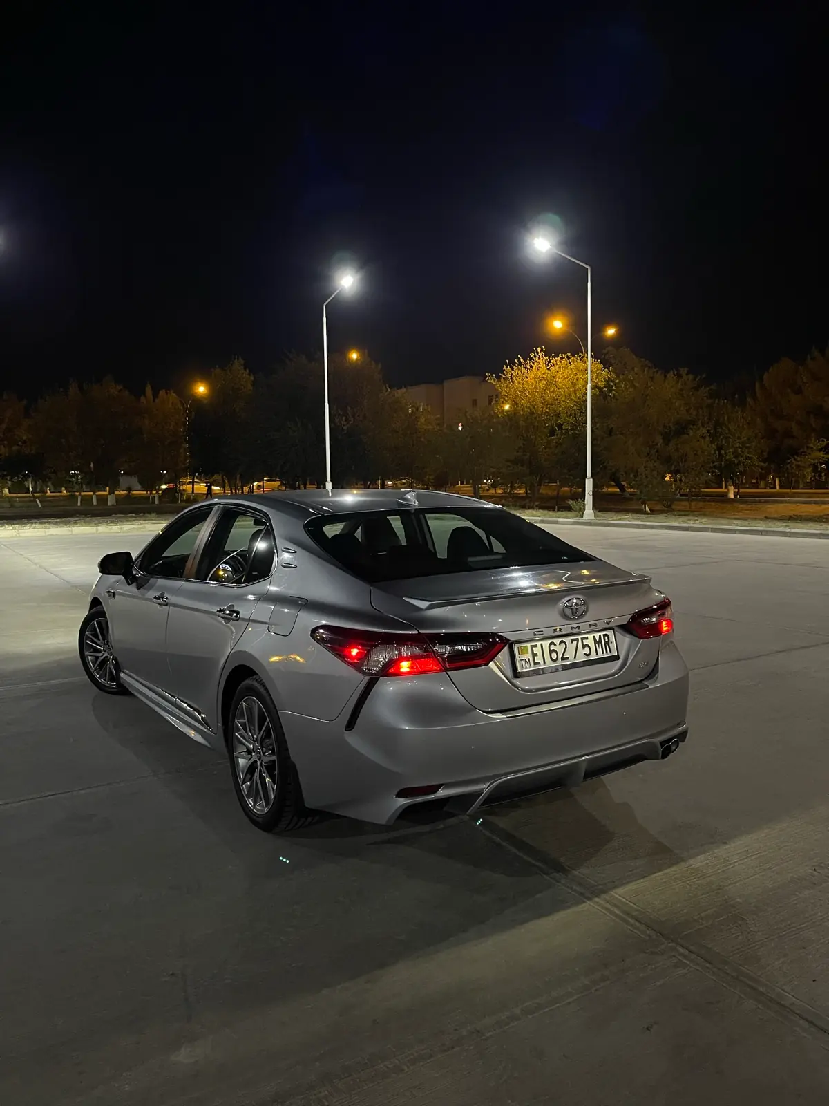 2021 Toyota Camry Se 4