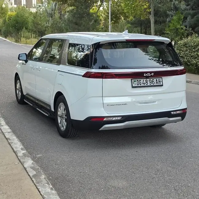 2022 Kia Carnival Lx 6
