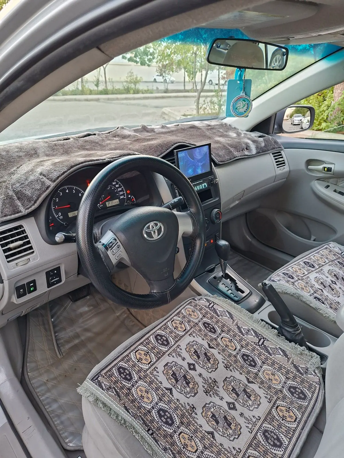 2013 TOYOTA Corolla 4