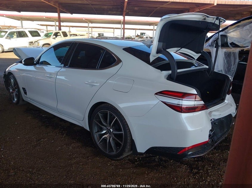 2022 Genesis G70 2.0T Rwd 11