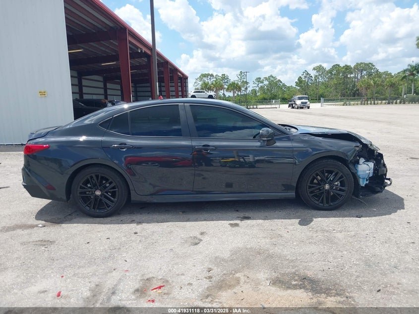 2025 Toyota Camry Se 22