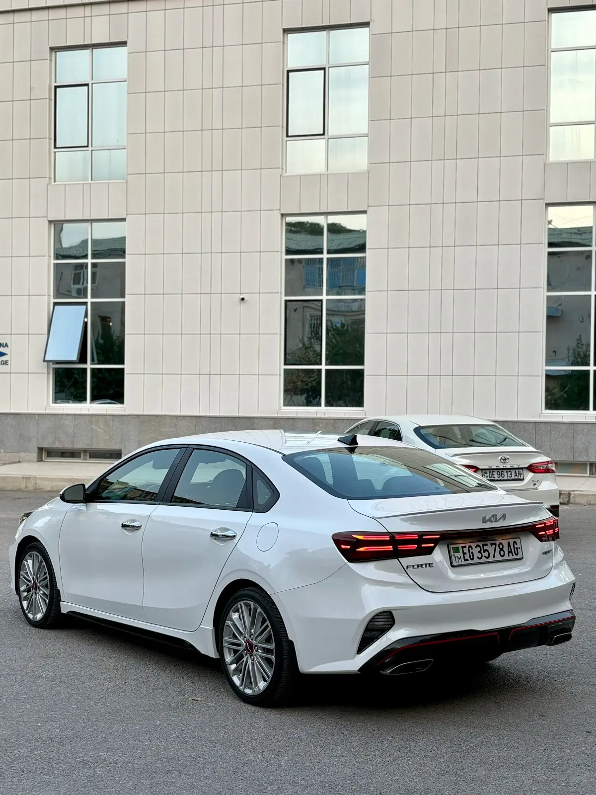 2022 Kia Forte Gt 4
