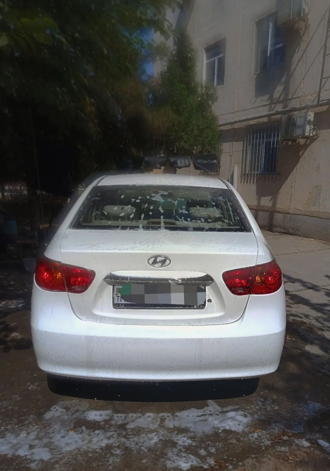 2010 Hyundai Elantra 4