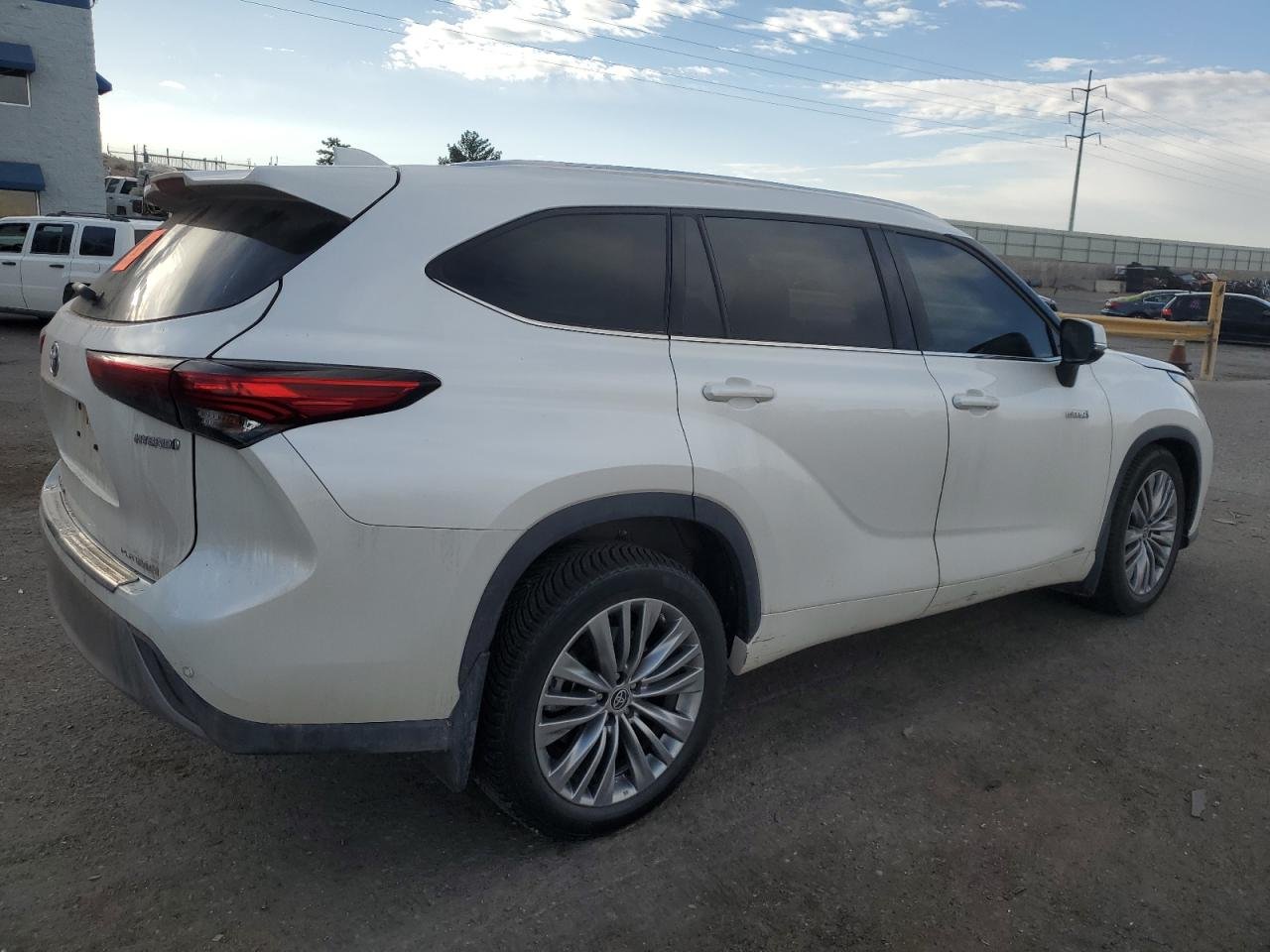 2021 Toyota Highlander Hybrid Platinum 6
