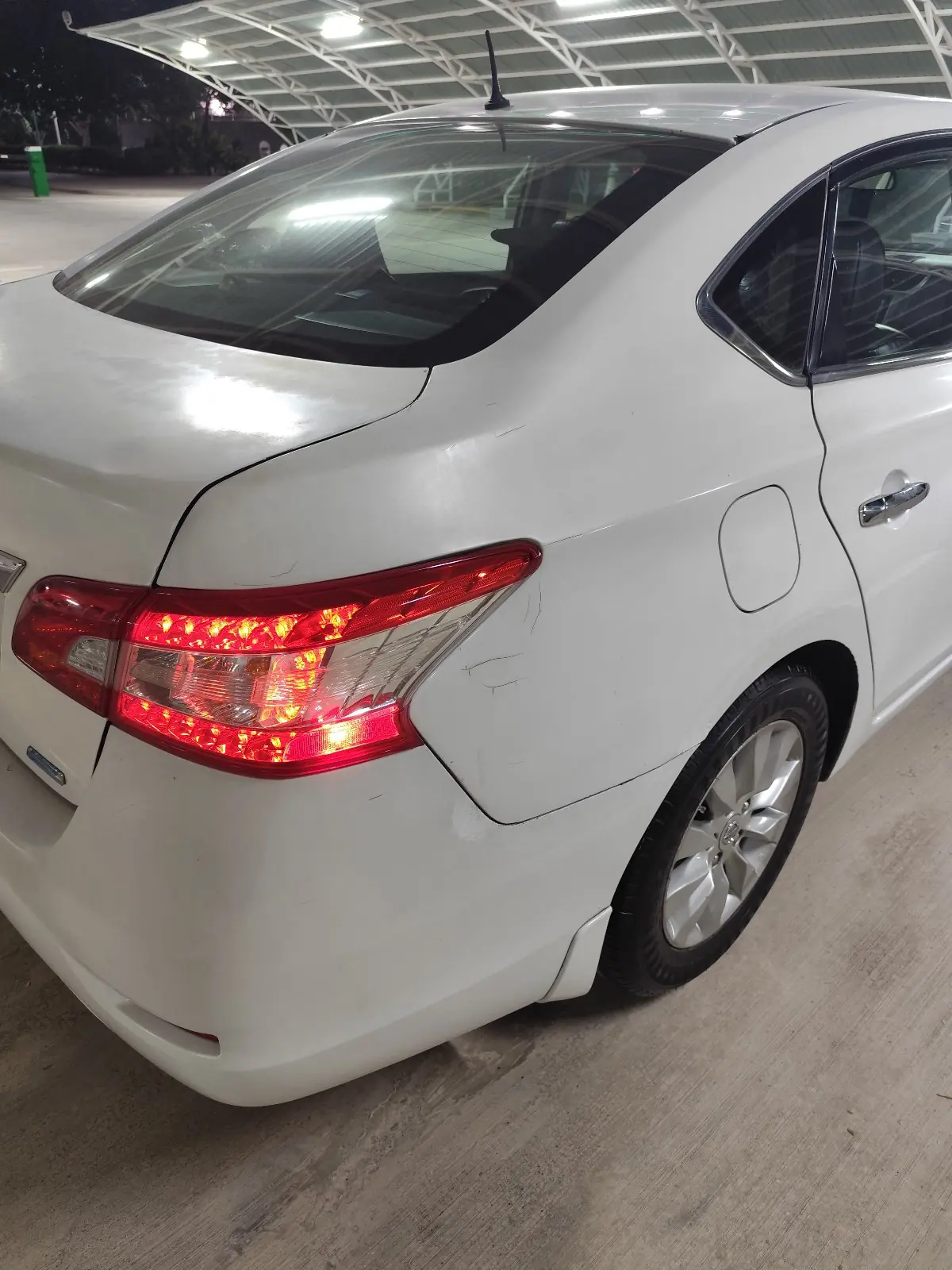2013 NISSAN Sentra 6