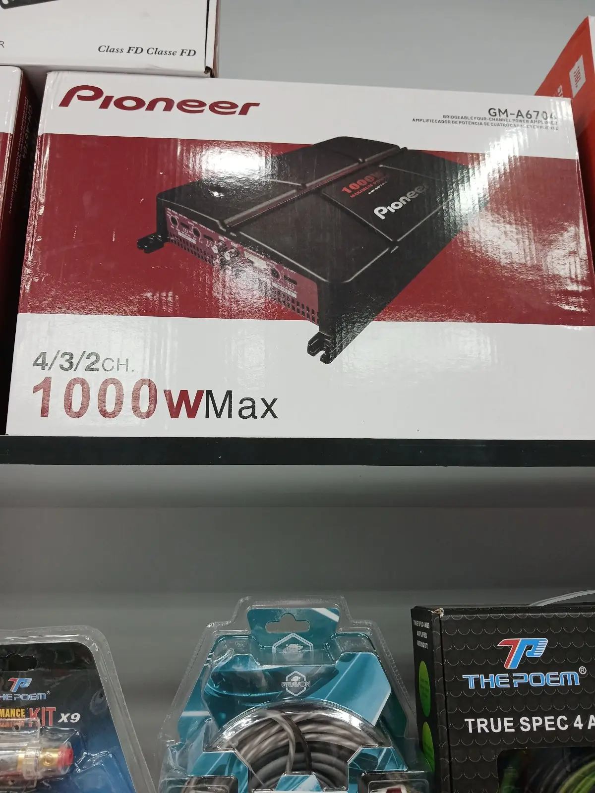 USILITEL PIONEER 4.3.2.VIHT 1000W 1