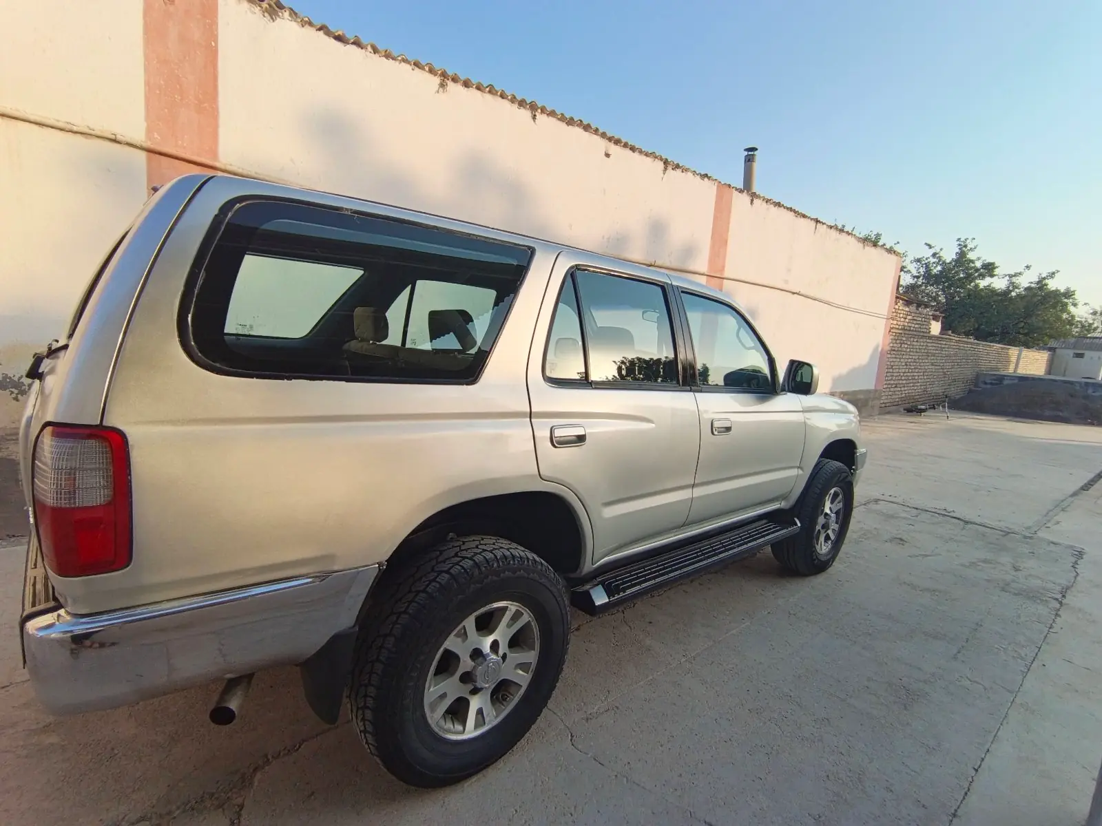 1997 TOYOTA 4Runner 4