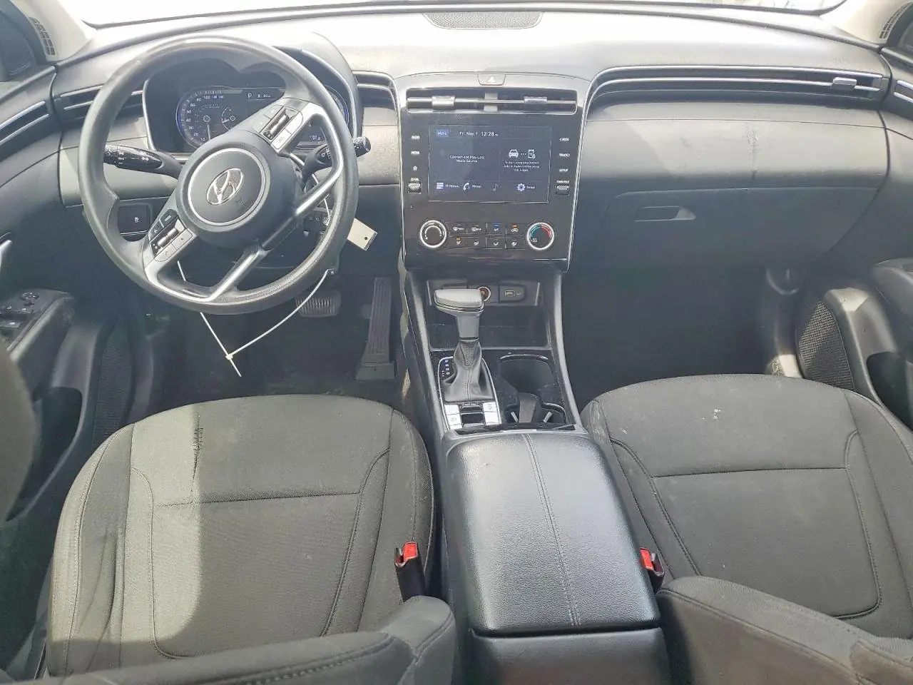 2022 Hyundai Tucson Se 8
