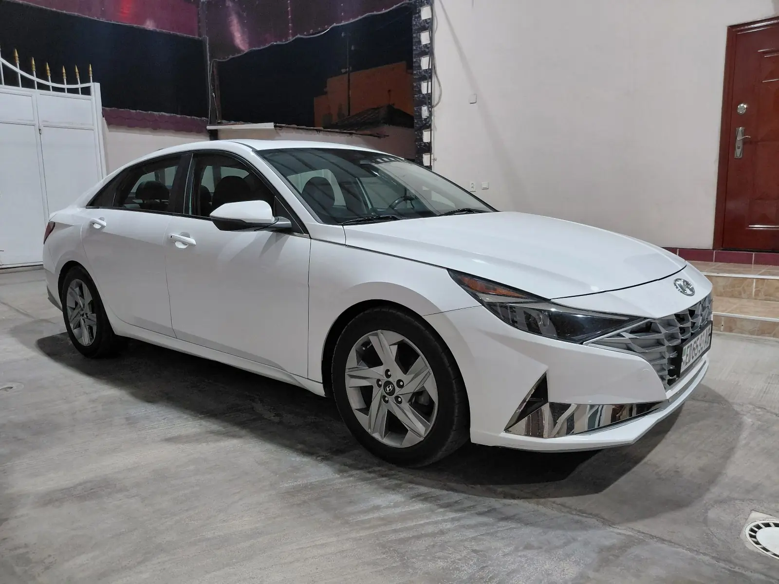 2022 Hyundai Elantra Ultimate Ivt 2