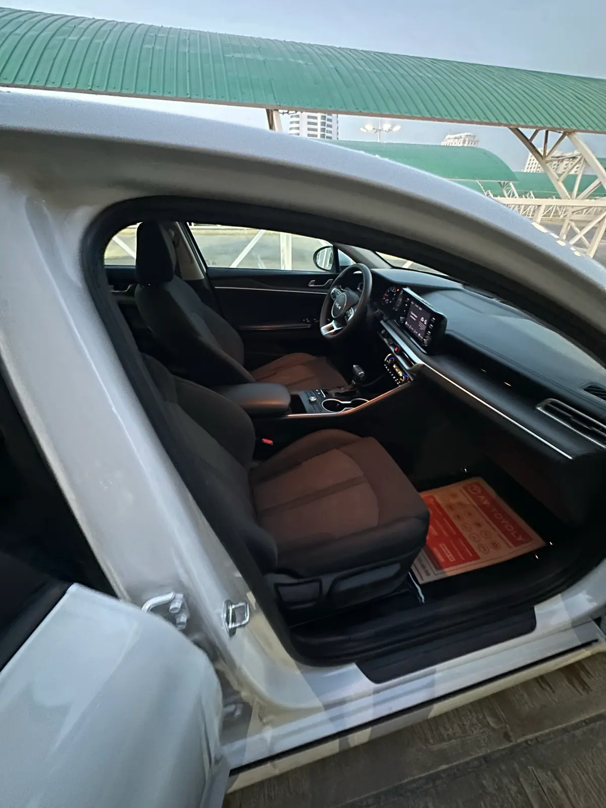 2023 Kia K5 Lxs 4