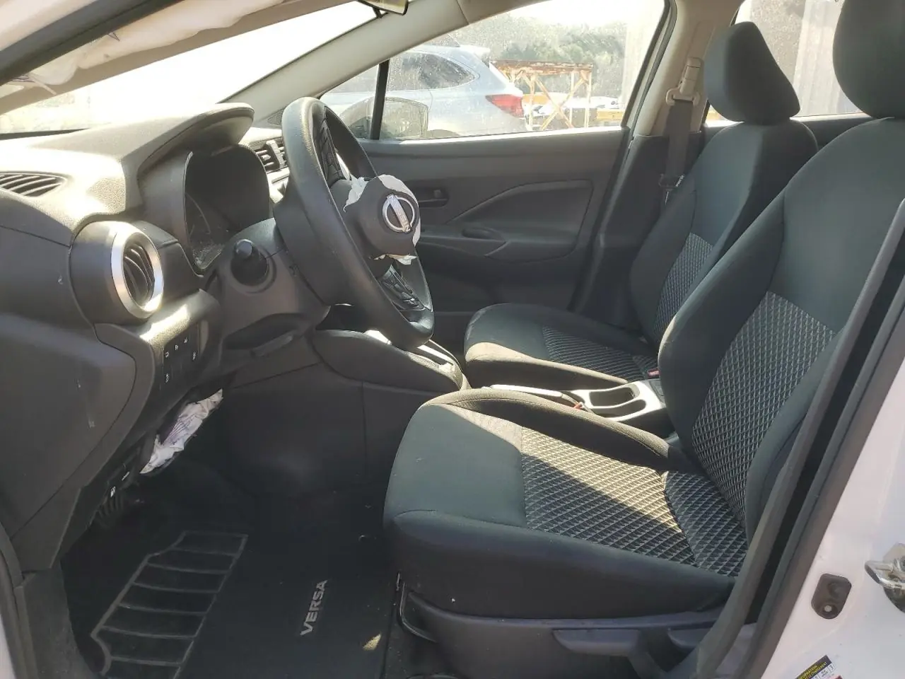 2023 Nissan Versa S 7