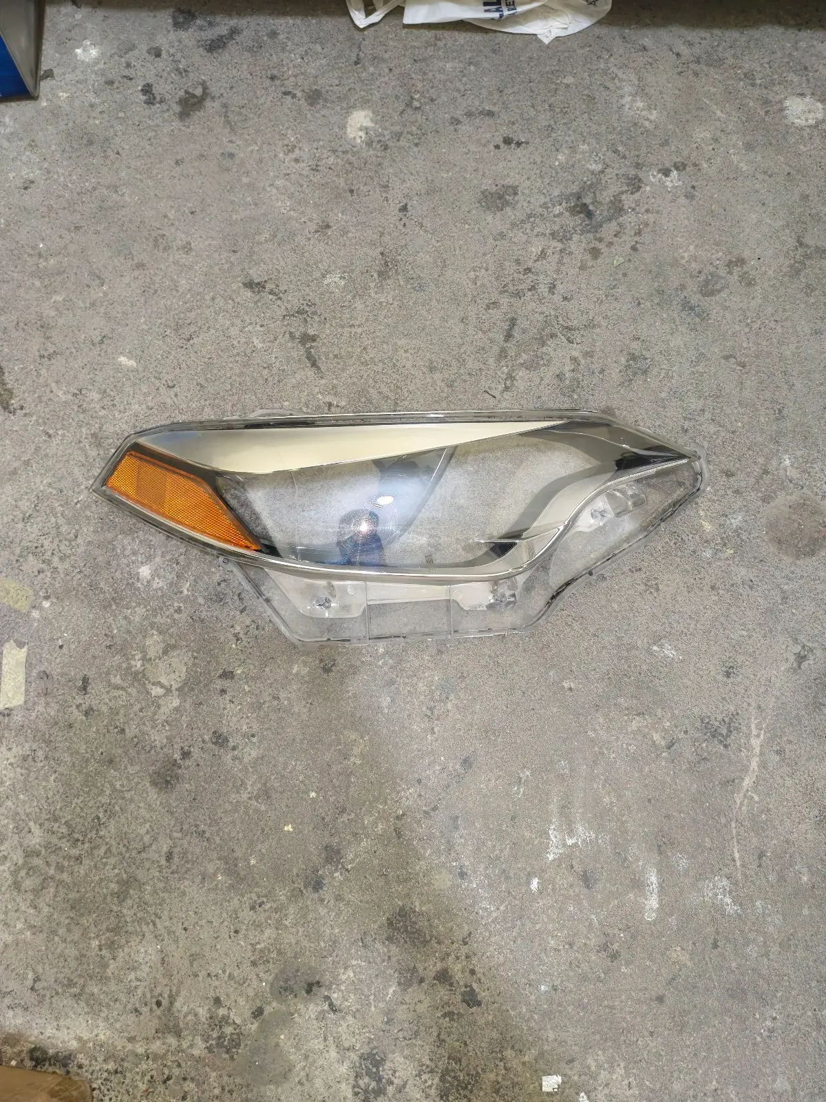 Karolla fara sağ tarap depo 1