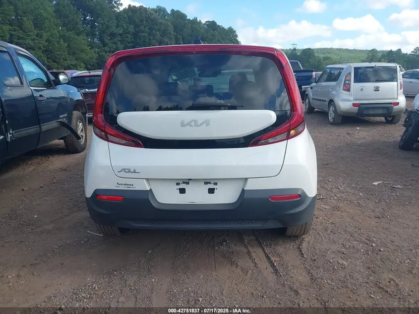 2022 Kia Soul Lx 25