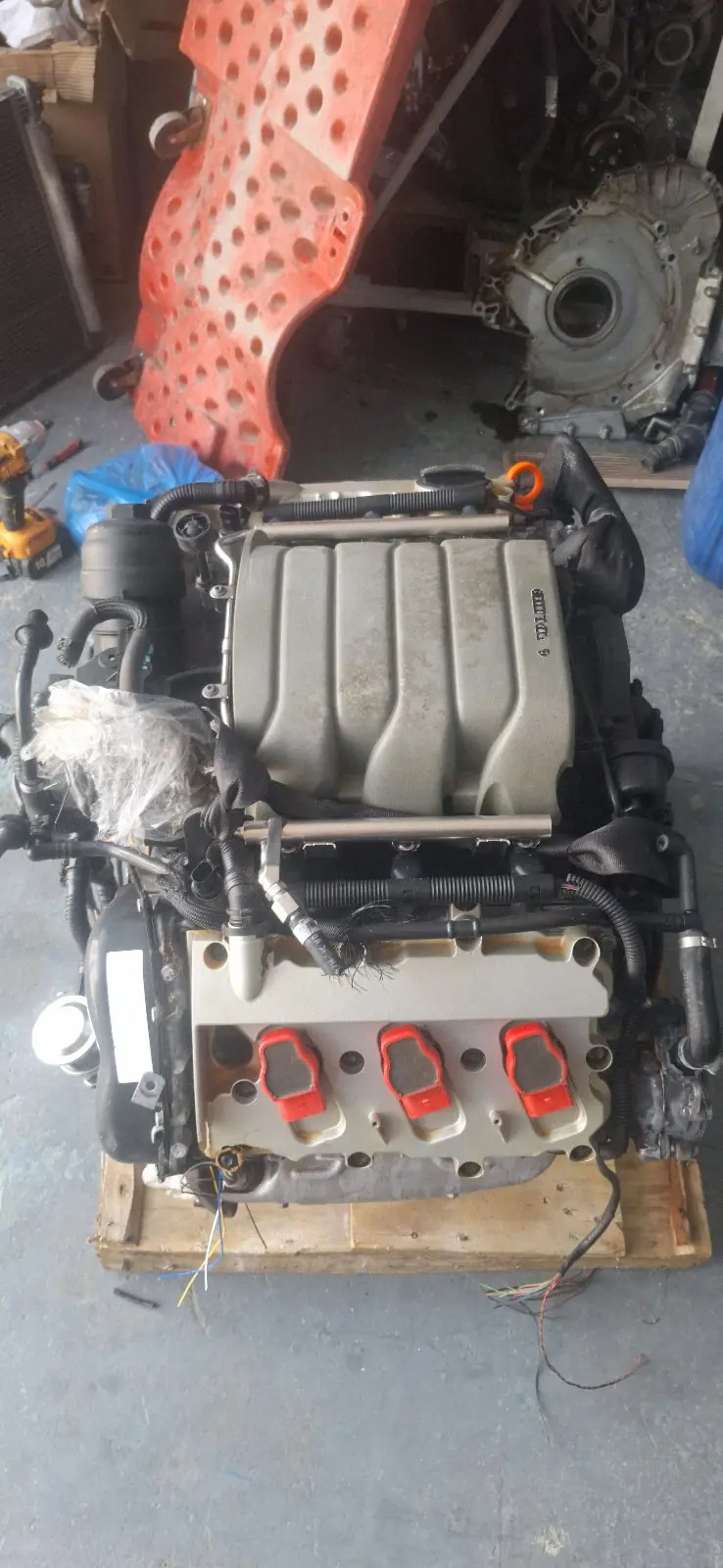 Audi A6 Mator 2.8 lik 1