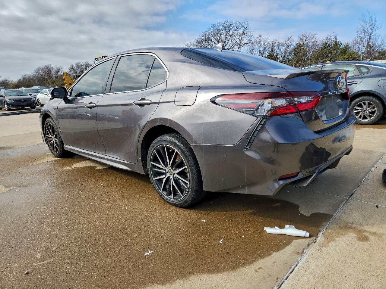 2021 Toyota Camry Se 2