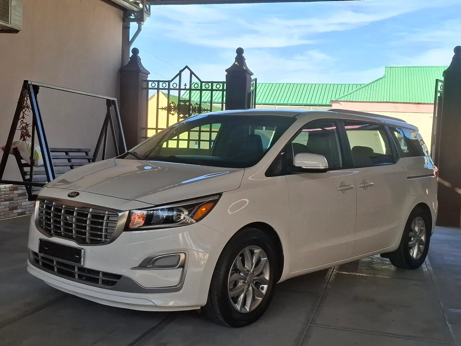 2021 Kia Sedona Lx 2