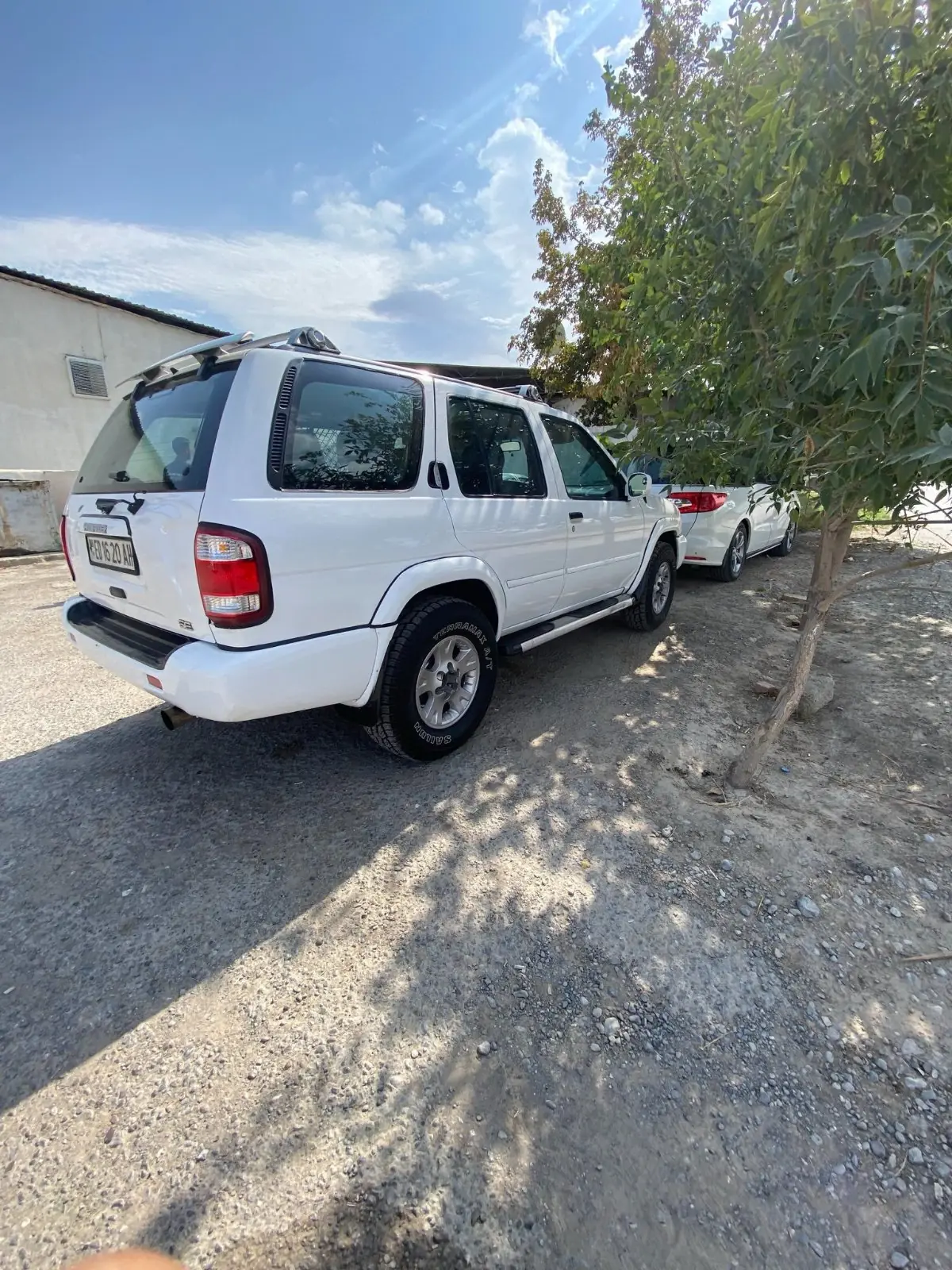 2000 NISSAN Pathfinder 6