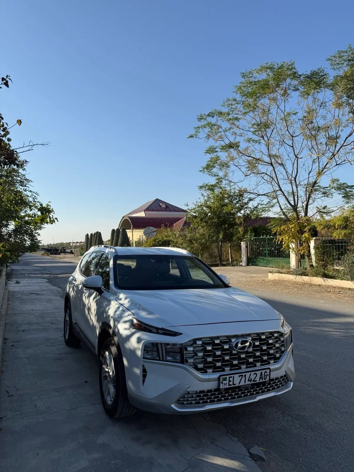 2023 Hyundai Santa Fe Sel 2
