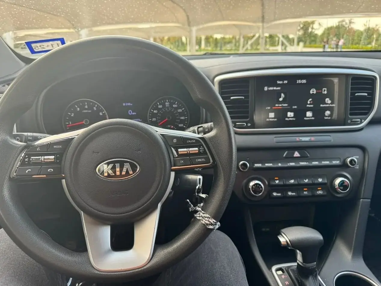 2021 Kia Sportage Lx 8