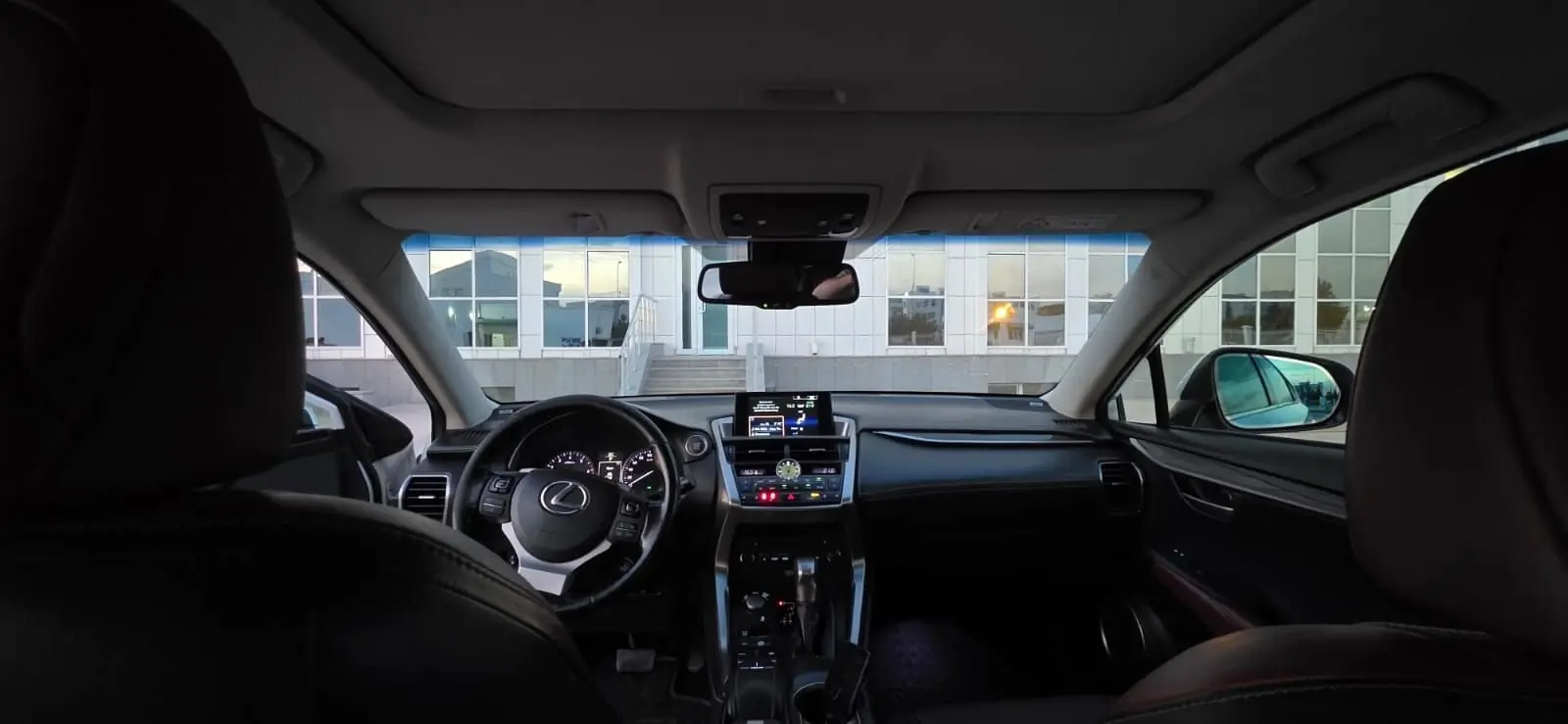 2016 LEXUS NX 200t 5