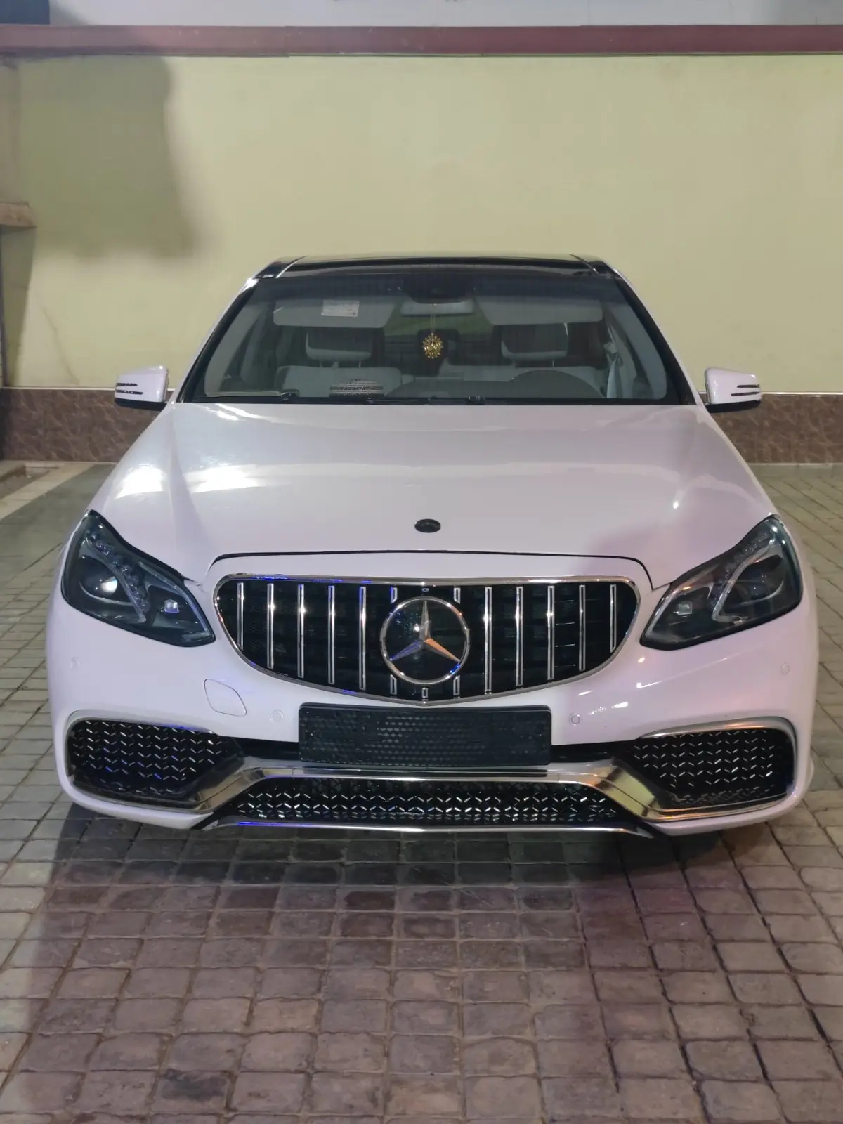 2009 MERCEDES-BENZ E350 6