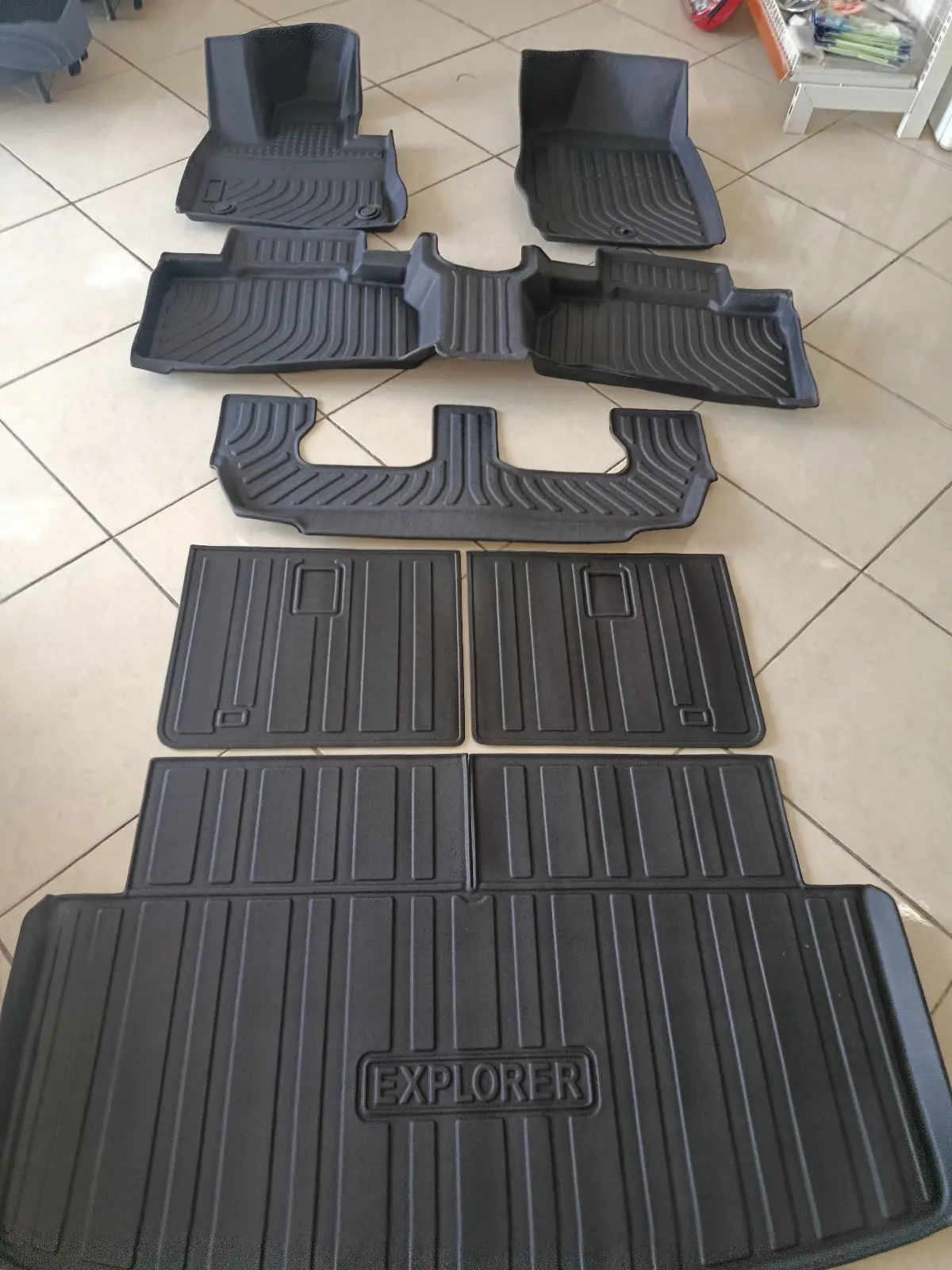 Ford Explorer 2020 tutus salon rezin kowrik 1