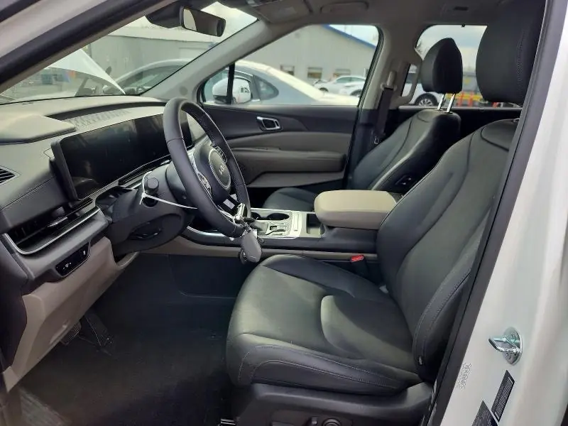 2026 Kia Carnival Ex 6