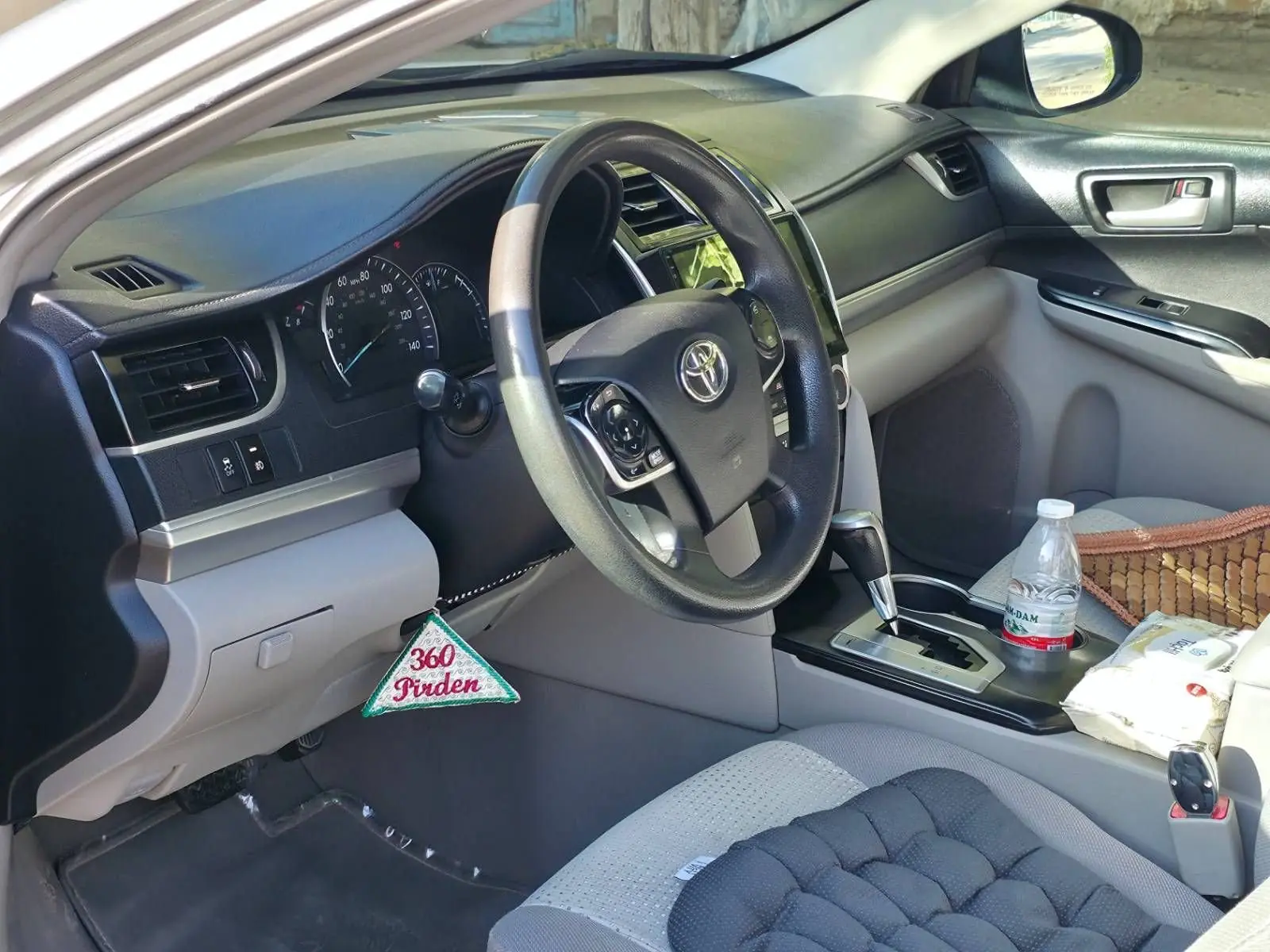 2014 TOYOTA Camry 3