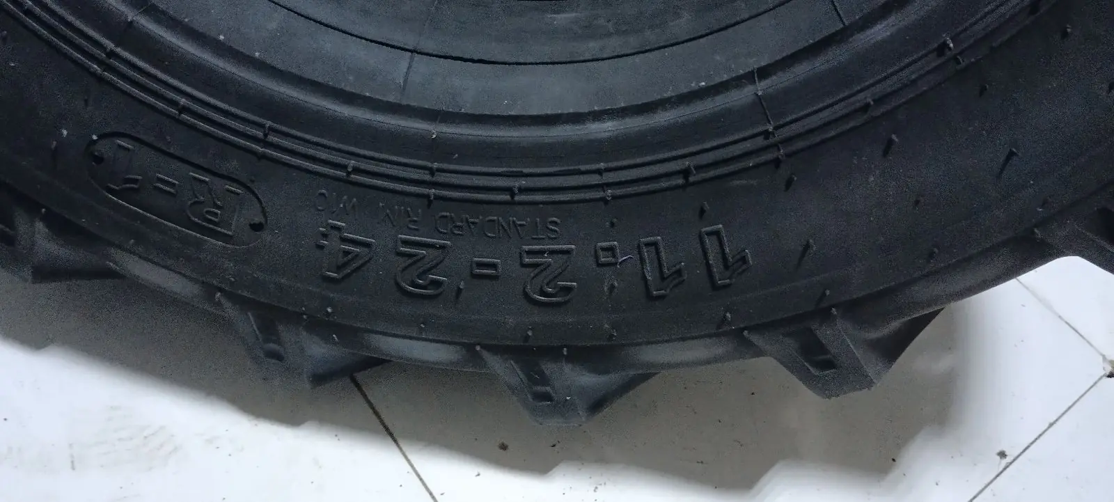 Teker 11.2-24 MTZ 1