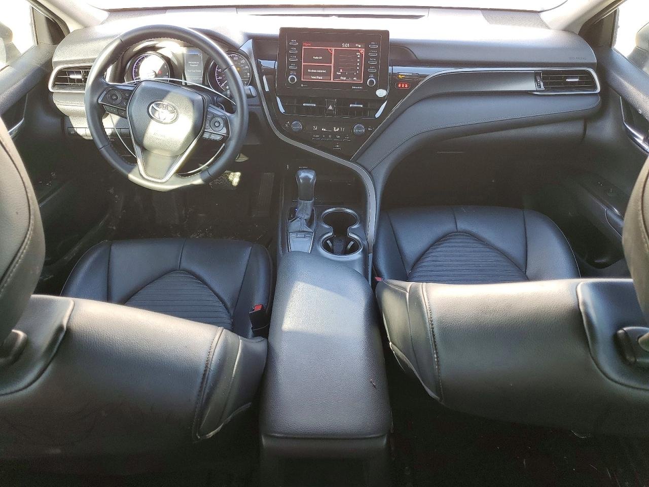 2022 Toyota Camry Se Nightshade 8