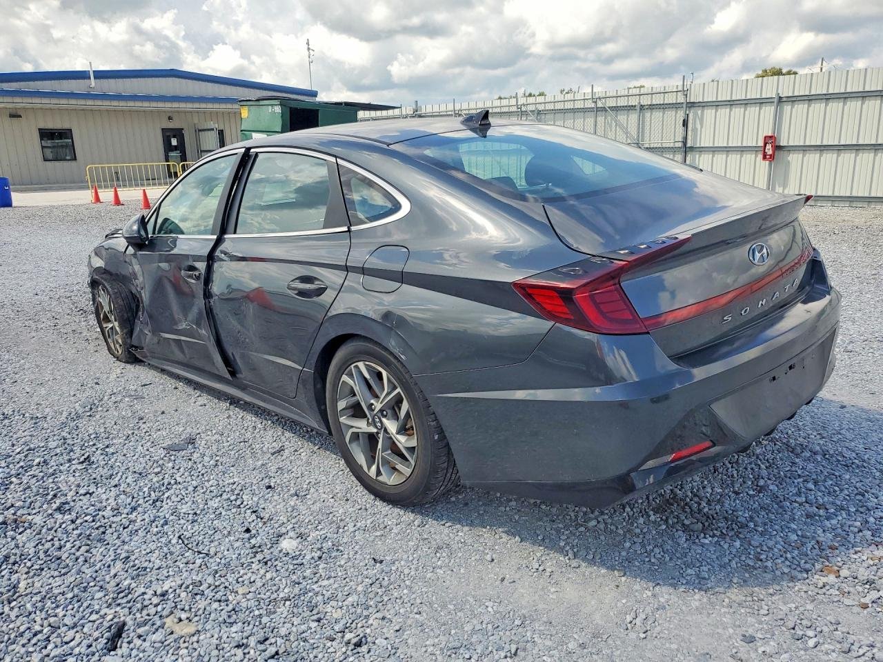 2023 Hyundai Sonata Sel 2