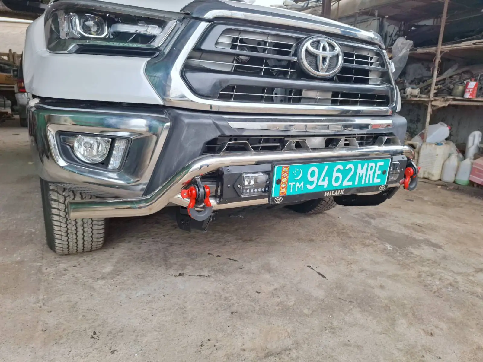 Hilux 2016-2025 on dugasy 3
