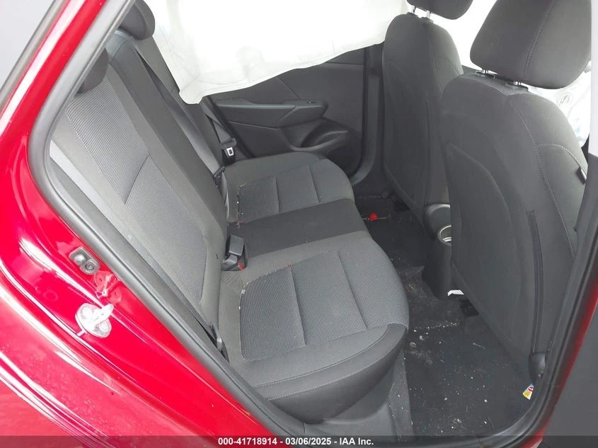 2022 Hyundai Accent Se 16