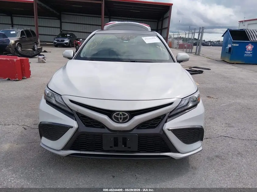 2022 Toyota Camry Xse V6 13