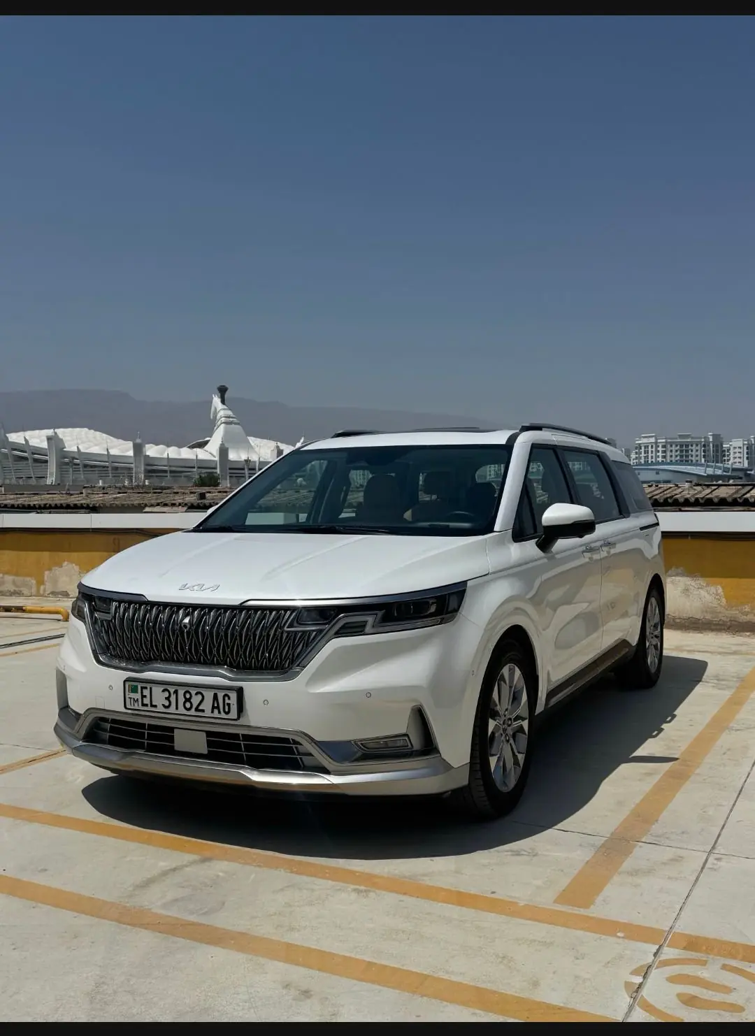 2022 KIA Carniwal 1