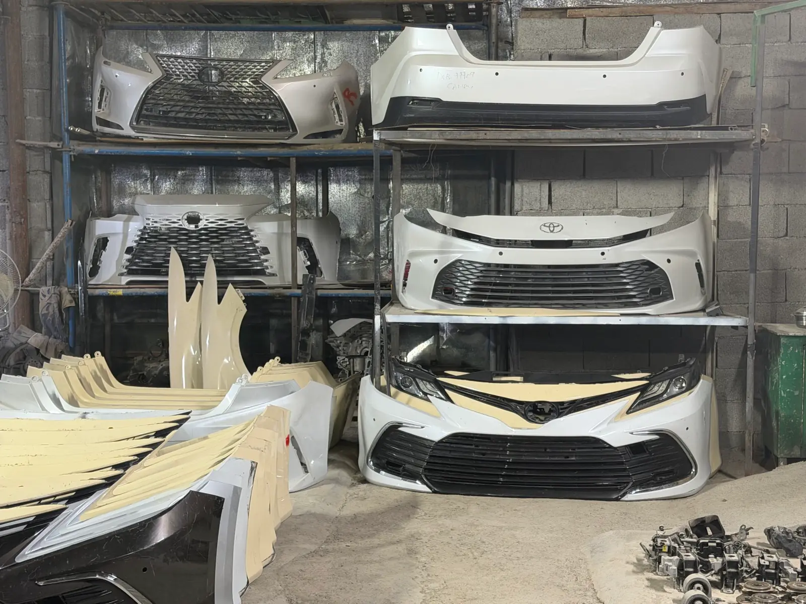 Camry 23 morda bamperlar 3