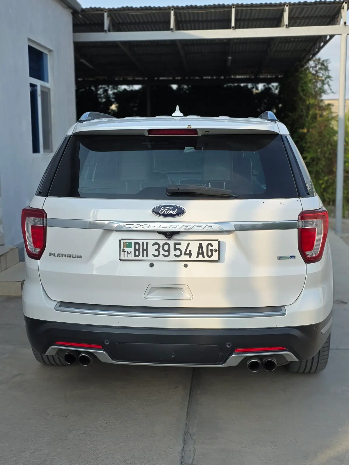 2018 FORD Explorer 2