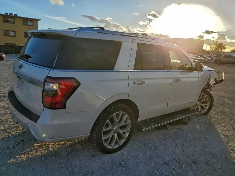 FORD EXPEDITION MORDA 2