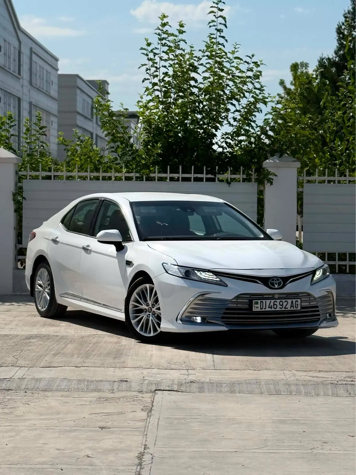 2020 TOYOTA Camry 1