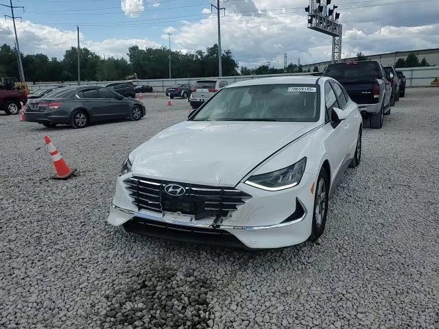 2022 Hyundai Sonata Se 20